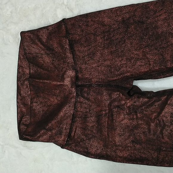 Alo yoga high rise metallic copper airbrushed leggings XS - Picture 5 of 16